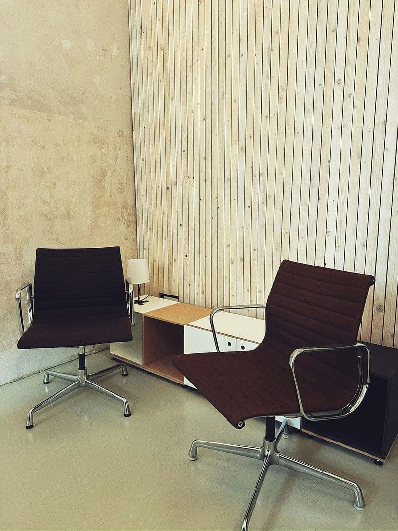 Prenájom kancelárie 135 m², Stuttgart, Bádensko-Wurttembersko Prenájom kancelárie 135 m², Stuttgart, Bádensko-Wurttembersko