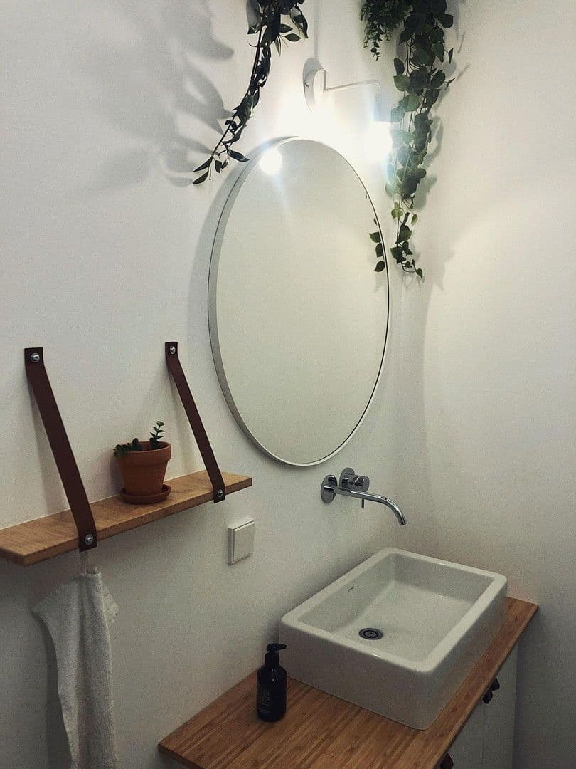 Prenájom kancelárie 135 m², Stuttgart, Bádensko-Wurttembersko Prenájom kancelárie 135 m², Stuttgart, Bádensko-Wurttembersko