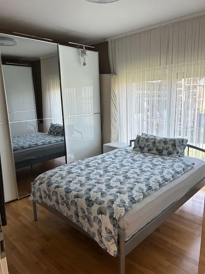 Predaj domu 101 m², pozemek 700 m², Tullner Straße 35, Traismauer, Dolné Rakúsko Predaj domu 101 m², pozemek 700 m², Tullner Straße 35, Traismauer, Dolné Rakúsko