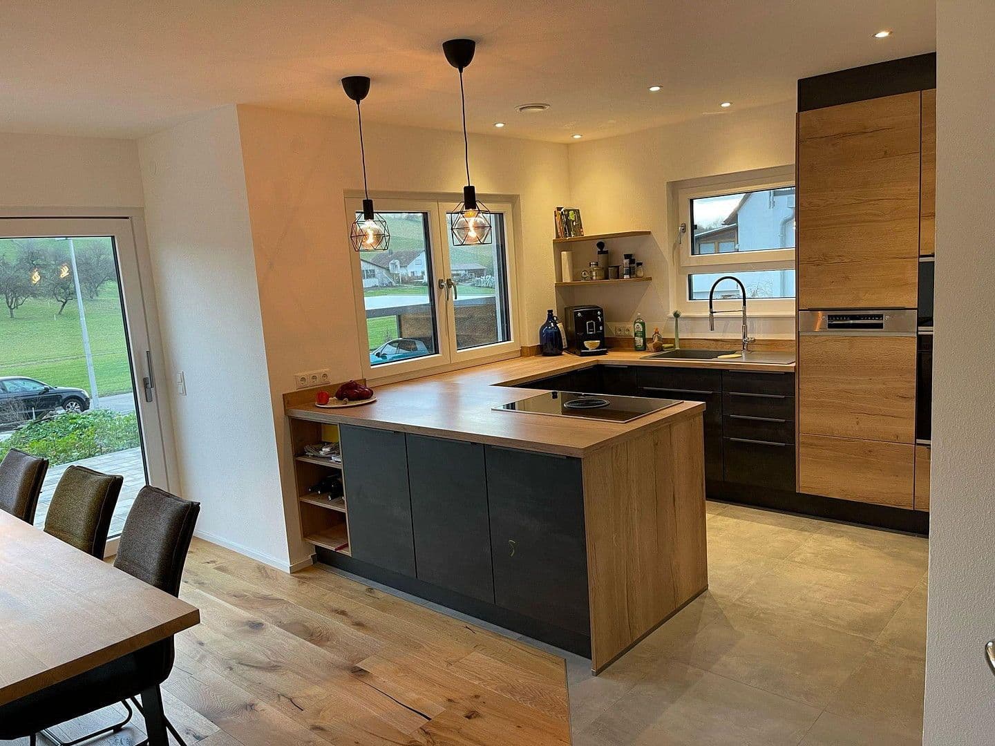 Predaj domu 183 m², pozemek 550 m², Kaffeeberg 12, Auenwald, Bádensko-Wurttembersko Predaj domu 183 m², pozemek 550 m², Kaffeeberg 12, Auenwald, Bádensko-Wurttembersko