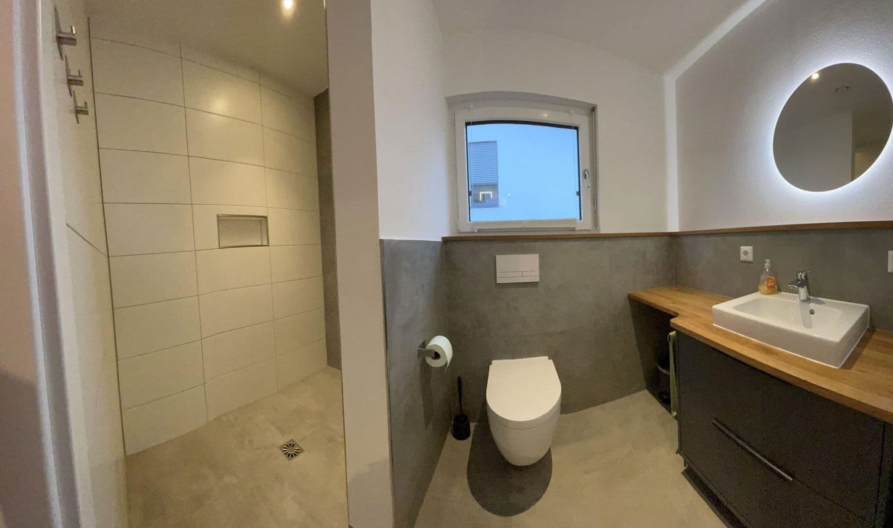 Predaj domu 183 m², pozemek 550 m², Kaffeeberg 12, Auenwald, Bádensko-Wurttembersko Predaj domu 183 m², pozemek 550 m², Kaffeeberg 12, Auenwald, Bádensko-Wurttembersko