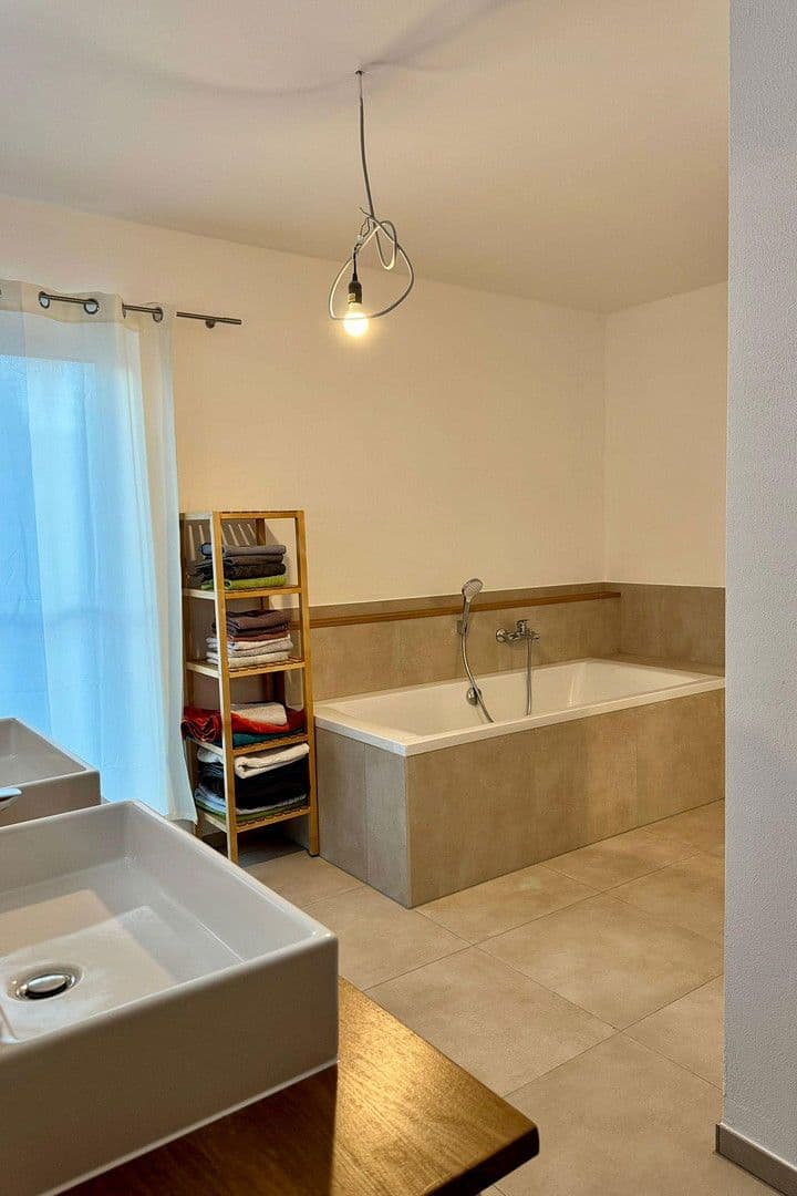 Predaj domu 183 m², pozemek 550 m², Kaffeeberg 12, Auenwald, Bádensko-Wurttembersko Predaj domu 183 m², pozemek 550 m², Kaffeeberg 12, Auenwald, Bádensko-Wurttembersko