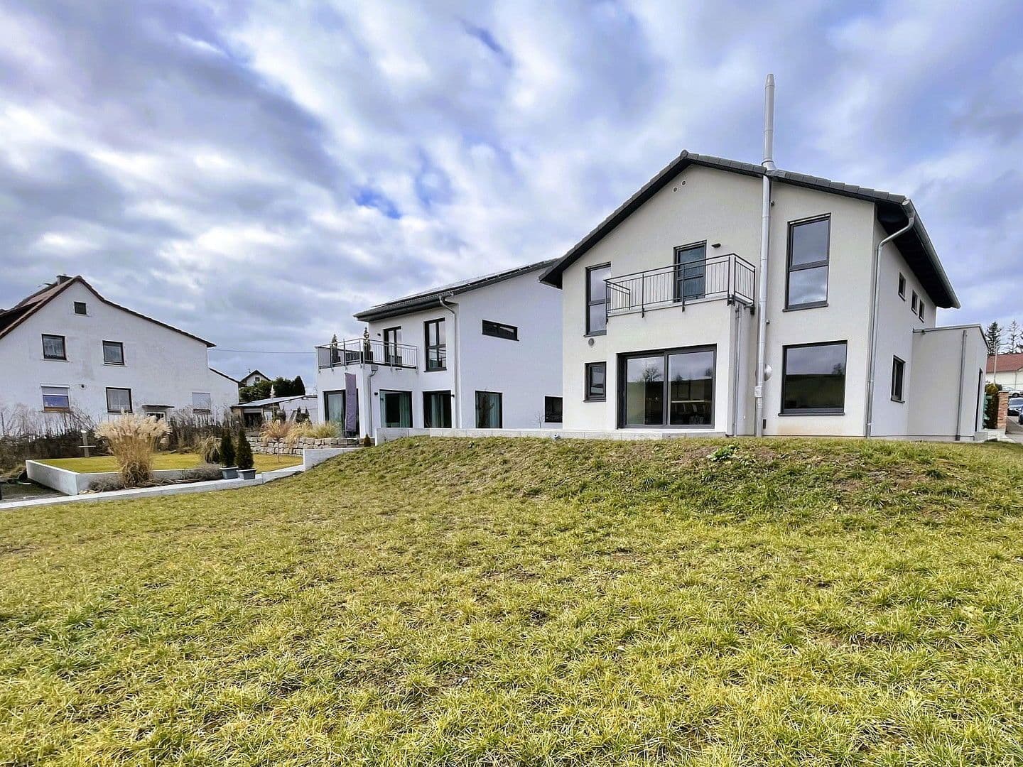 Predaj domu 183 m², pozemek 550 m², Kaffeeberg 12, Auenwald, Bádensko-Wurttembersko Predaj domu 183 m², pozemek 550 m², Kaffeeberg 12, Auenwald, Bádensko-Wurttembersko