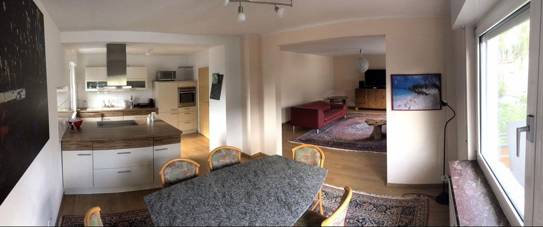 Predaj domu 320 m², pozemek 694 m², Frankfurt, Hesensko Predaj domu 320 m², pozemek 694 m², Frankfurt, Hesensko