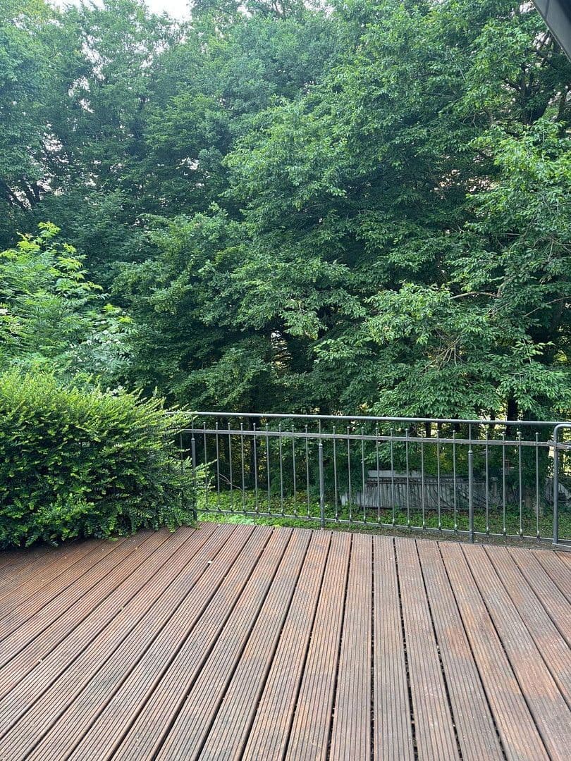 Predaj domu 540 m², pozemek 5.943 m², Waldweg 15, Kötz, Bavorsko Predaj domu 540 m², pozemek 5.943 m², Waldweg 15, Kötz, Bavorsko