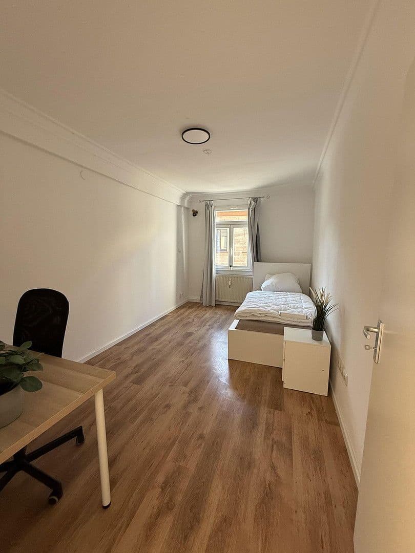 Prenájom bytu 16 m², Hauptstraße 75, Erlangen, Bavorsko Prenájom bytu 16 m², Hauptstraße 75, Erlangen, Bavorsko