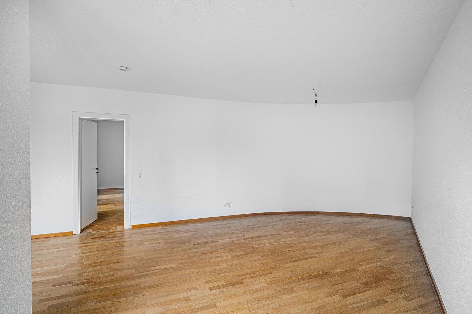 Predaj bytu 3-izbový 140 m², Alfred-Kowalke-Str.14, Berlin, Berlín Predaj bytu 3-izbový 140 m², Alfred-Kowalke-Str.14, Berlin, Berlín