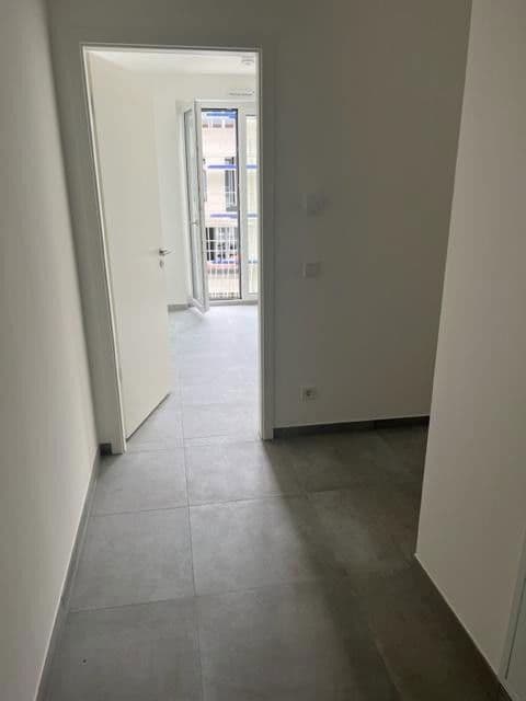 Prenájom bytu 3-izbový 83 m², Leinweberweg 45, München, Bavorsko Prenájom bytu 3-izbový 83 m², Leinweberweg 45, München, Bavorsko