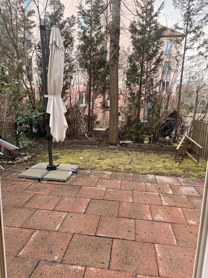 Prenájom bytu 2-izbový 72 m², München, Bavorsko Prenájom bytu 2-izbový 72 m², München, Bavorsko