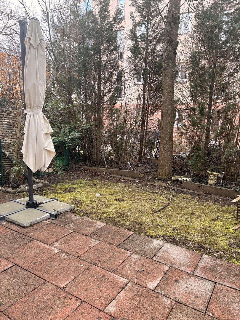 Prenájom bytu 2-izbový 72 m², München, Bavorsko Prenájom bytu 2-izbový 72 m², München, Bavorsko