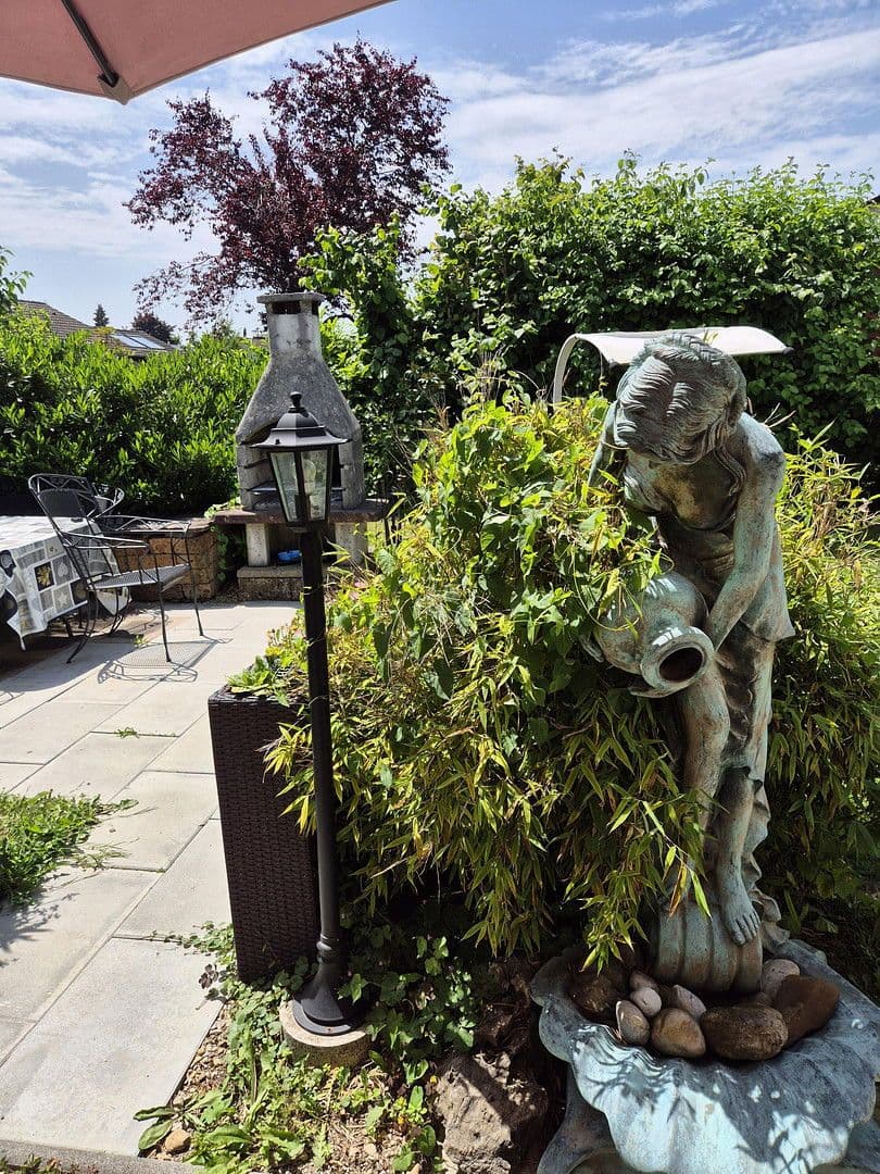 Predaj domu 253 m², pozemek 998 m², Untermeitingen, Bavorsko Predaj domu 253 m², pozemek 998 m², Untermeitingen, Bavorsko