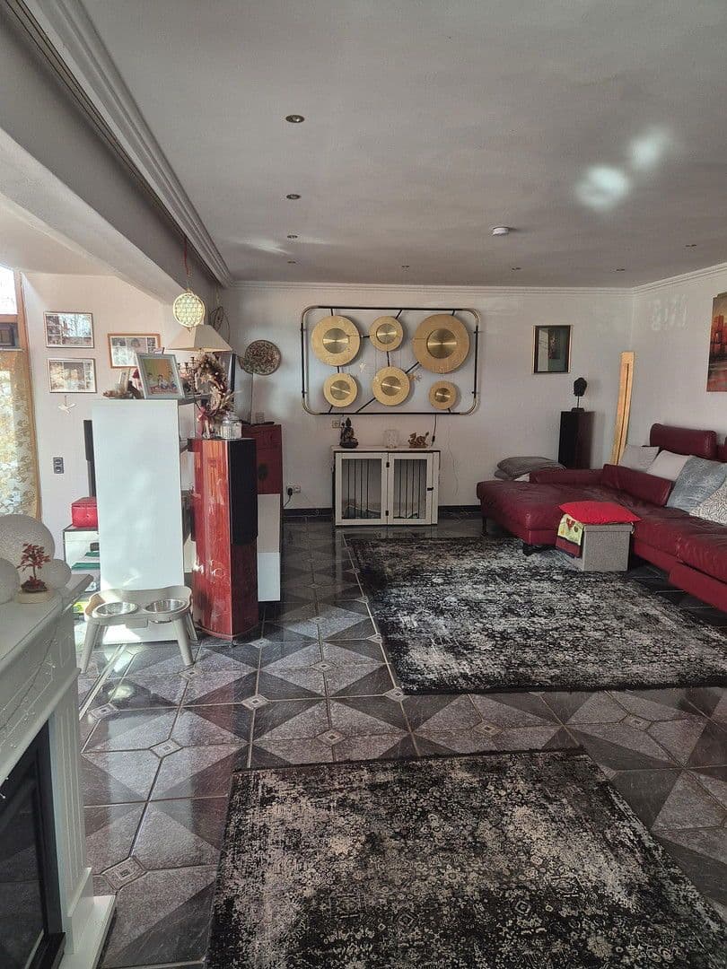 Predaj domu 253 m², pozemek 998 m², Untermeitingen, Bavorsko Predaj domu 253 m², pozemek 998 m², Untermeitingen, Bavorsko