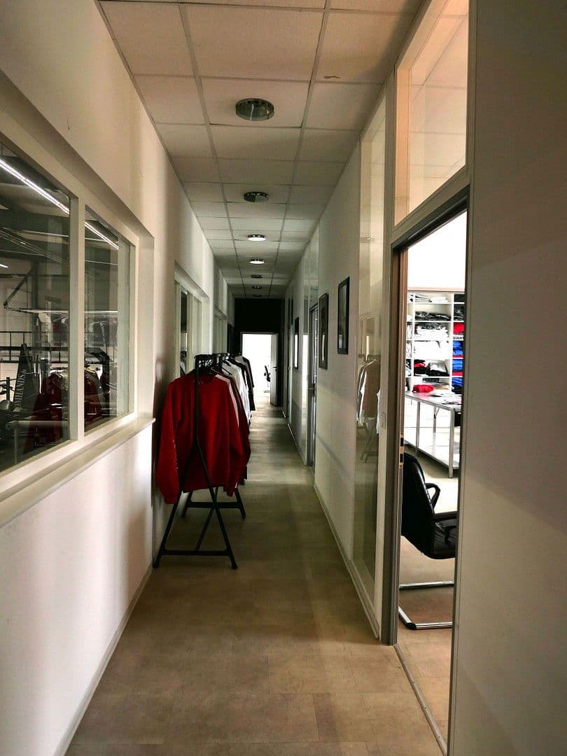 Predaj nebytového priestoru 3.272 m², Mühlheim am Main, Hesensko Predaj nebytového priestoru 3.272 m², Mühlheim am Main, Hesensko