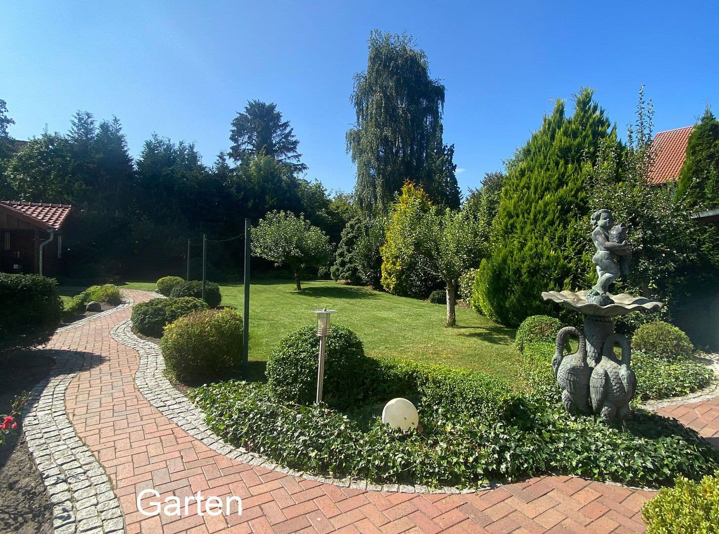 Predaj domu 369 m², pozemek 722 m², Am Lotsenberg 11, Travemünde, Šlezvicko-Holštajnsko Predaj domu 369 m², pozemek 722 m², Am Lotsenberg 11, Travemünde, Šlezvicko-Holštajnsko