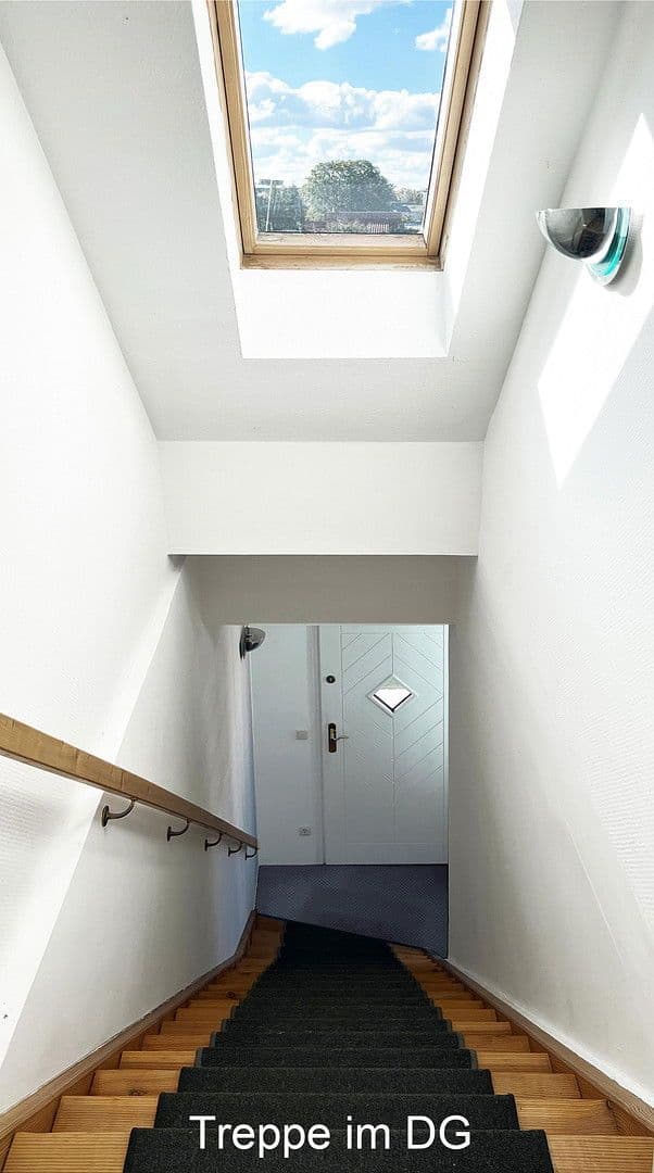 Predaj domu 369 m², pozemek 722 m², Am Lotsenberg 11, Travemünde, Šlezvicko-Holštajnsko Predaj domu 369 m², pozemek 722 m², Am Lotsenberg 11, Travemünde, Šlezvicko-Holštajnsko