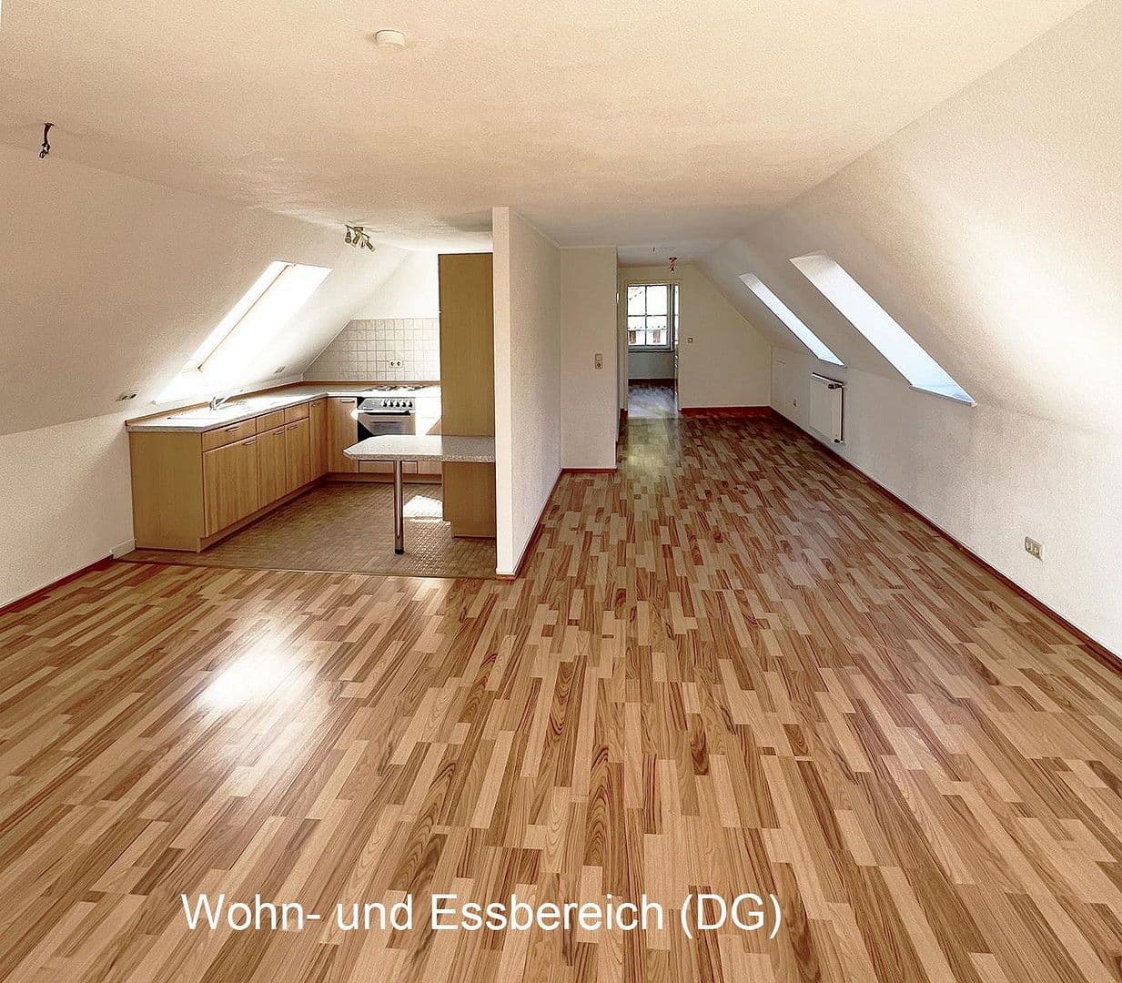 Predaj domu 369 m², pozemek 722 m², Am Lotsenberg 11, Travemünde, Šlezvicko-Holštajnsko Predaj domu 369 m², pozemek 722 m², Am Lotsenberg 11, Travemünde, Šlezvicko-Holštajnsko