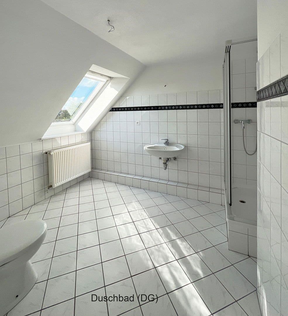 Predaj domu 369 m², pozemek 722 m², Am Lotsenberg 11, Travemünde, Šlezvicko-Holštajnsko Predaj domu 369 m², pozemek 722 m², Am Lotsenberg 11, Travemünde, Šlezvicko-Holštajnsko