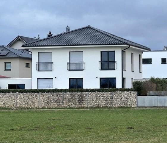 Predaj domu 180 m², pozemek 452 m², Markdorf, Bádensko-Wurttembersko Predaj domu 180 m², pozemek 452 m², Markdorf, Bádensko-Wurttembersko