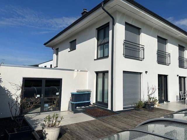 Predaj domu 180 m², pozemek 452 m², Markdorf, Bádensko-Wurttembersko Predaj domu 180 m², pozemek 452 m², Markdorf, Bádensko-Wurttembersko