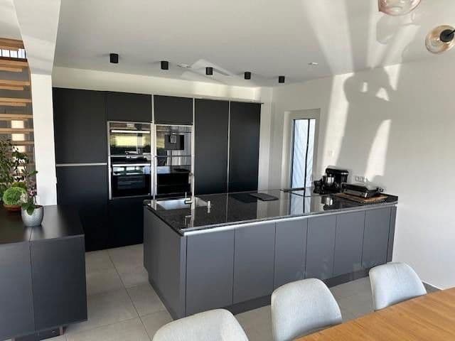 Predaj domu 180 m², pozemek 452 m², Markdorf, Bádensko-Wurttembersko Predaj domu 180 m², pozemek 452 m², Markdorf, Bádensko-Wurttembersko