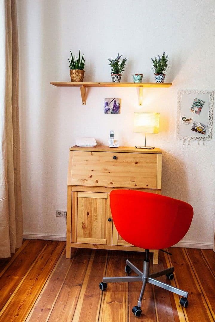 Prenájom bytu 1-izbový 47 m², Berlin, Berlín Prenájom bytu 1-izbový 47 m², Berlin, Berlín