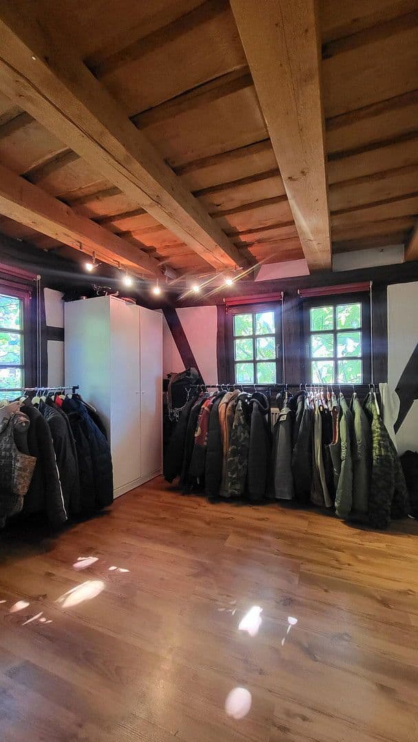 Predaj domu 280 m², pozemek 379 m², Rodenbach, Hesensko Predaj domu 280 m², pozemek 379 m², Rodenbach, Hesensko