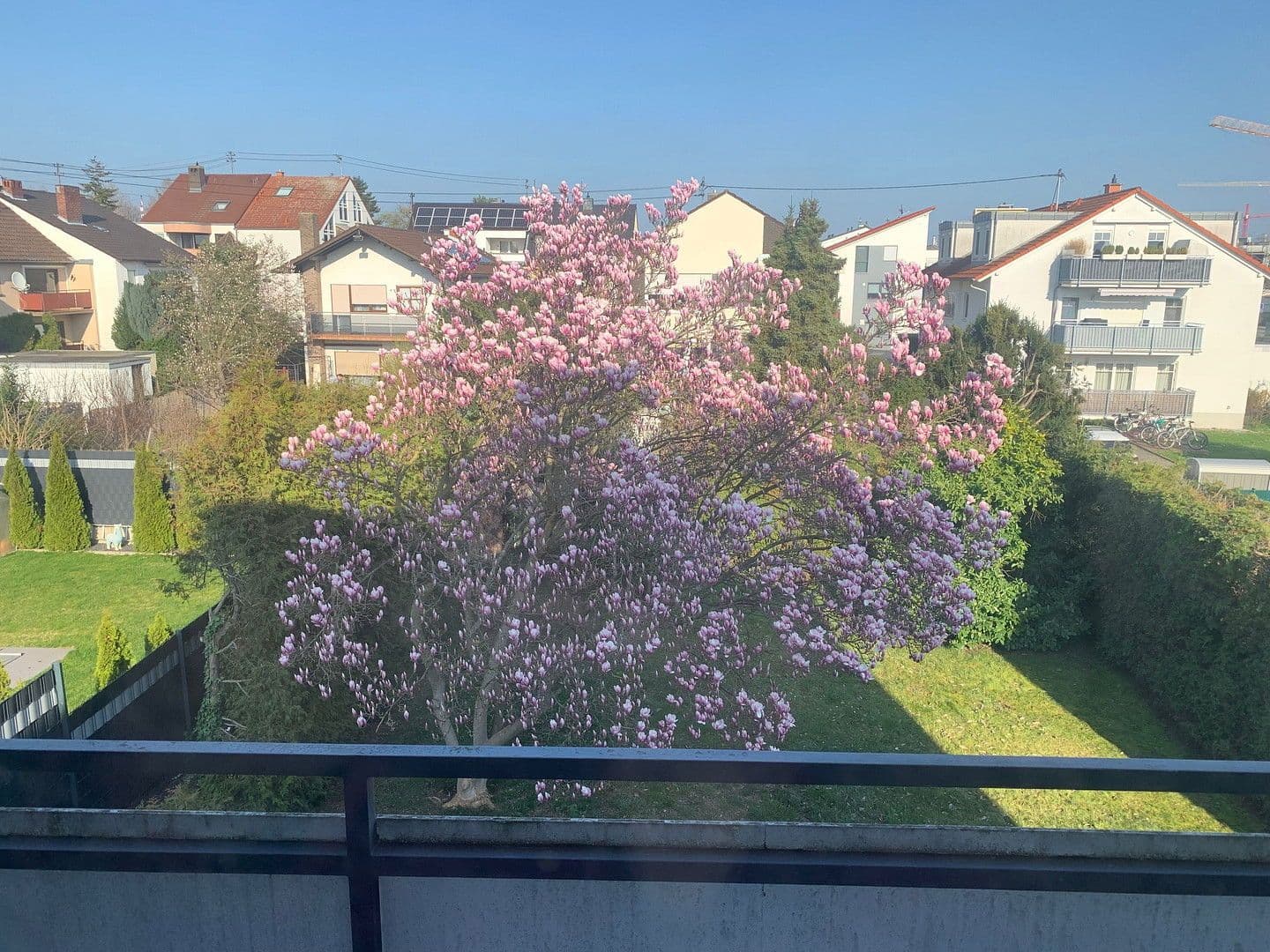 Prenájom bytu 3-izbový 83 m², Ludwigshafen, Porýnie-Falcko Prenájom bytu 3-izbový 83 m², Ludwigshafen, Porýnie-Falcko