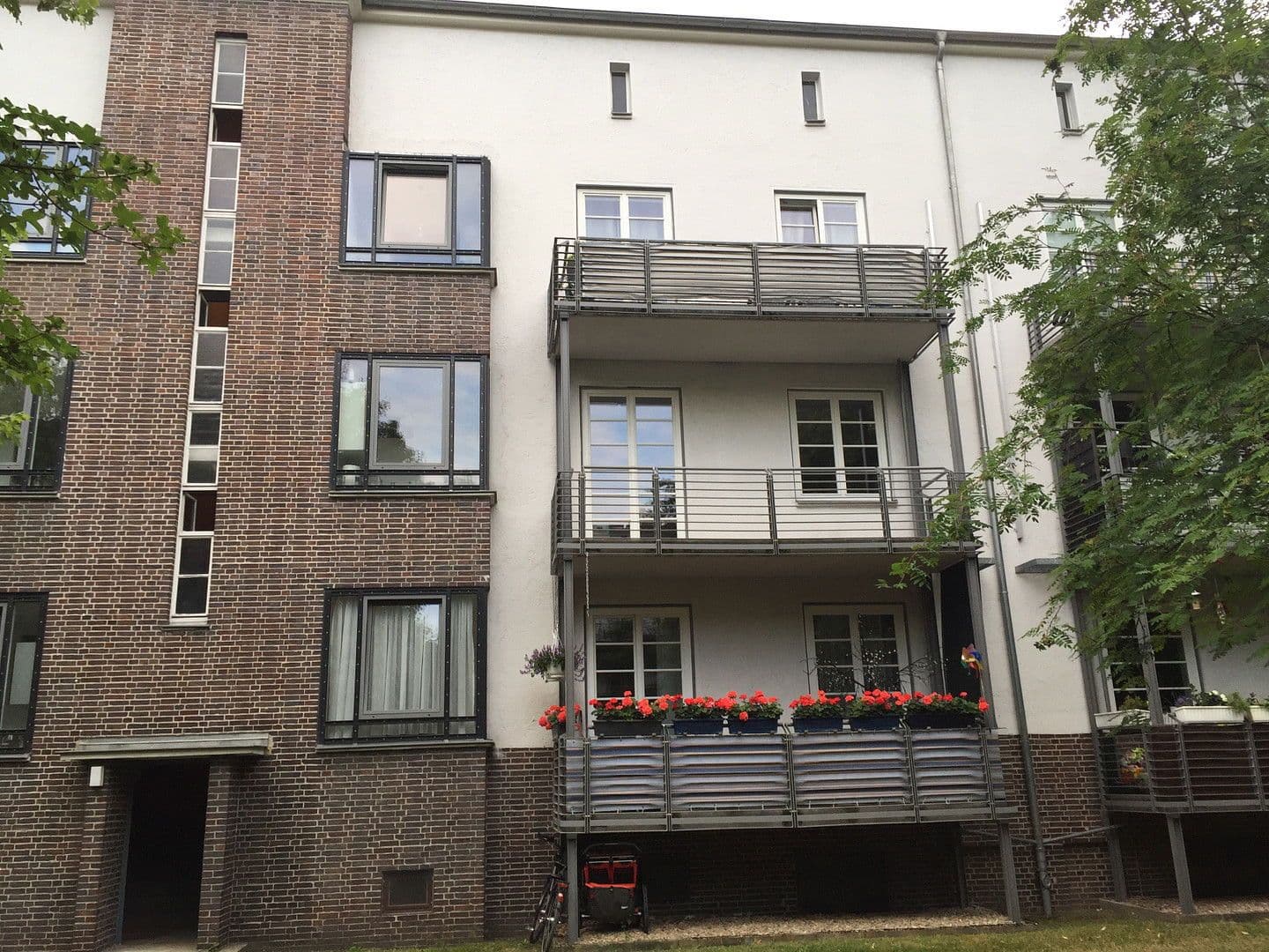 Prenájom bytu 2-izbový 44 m², Hannover, Dolné Sasko Prenájom bytu 2-izbový 44 m², Hannover, Dolné Sasko