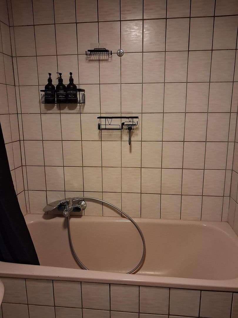 Prenájom bytu 2-izbový 55 m², Drovestrasse 250, Kreuzau, Severné Porýnie - Westfálsko Prenájom bytu 2-izbový 55 m², Drovestrasse 250, Kreuzau, Severné Porýnie - Westfálsko