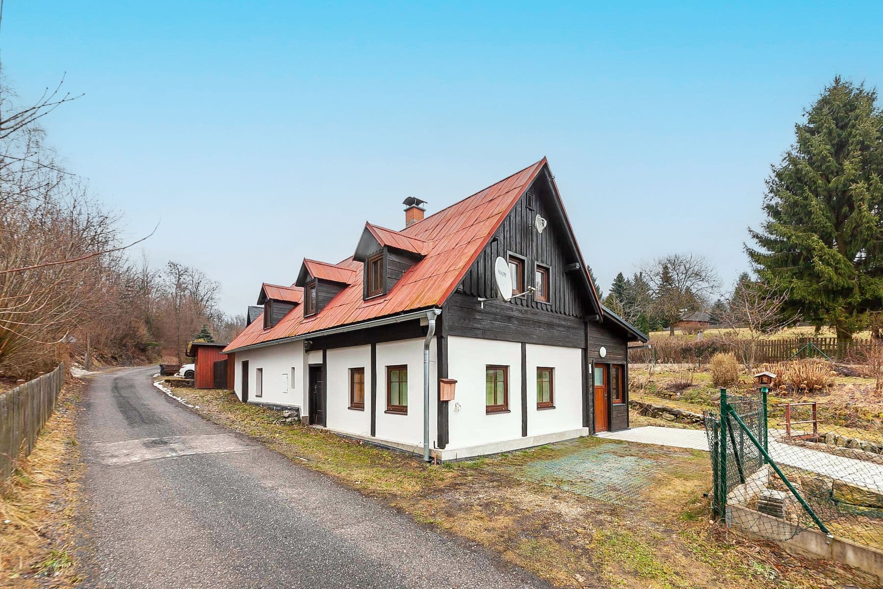 Predaj domu 143 m², pozemek 1.130 m², Zdislava, Liberecký kraj Predaj domu 143 m², pozemek 1.130 m², Zdislava, Liberecký kraj