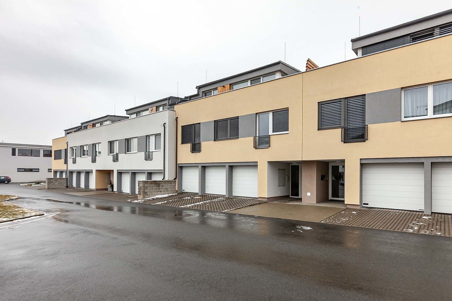 Predaj bytu 2-izbový 75 m², Mileny Hážové, Mladá Boleslav, Středočeský kraj Predaj bytu 2-izbový 75 m², Mileny Hážové, Mladá Boleslav, Středočeský kraj