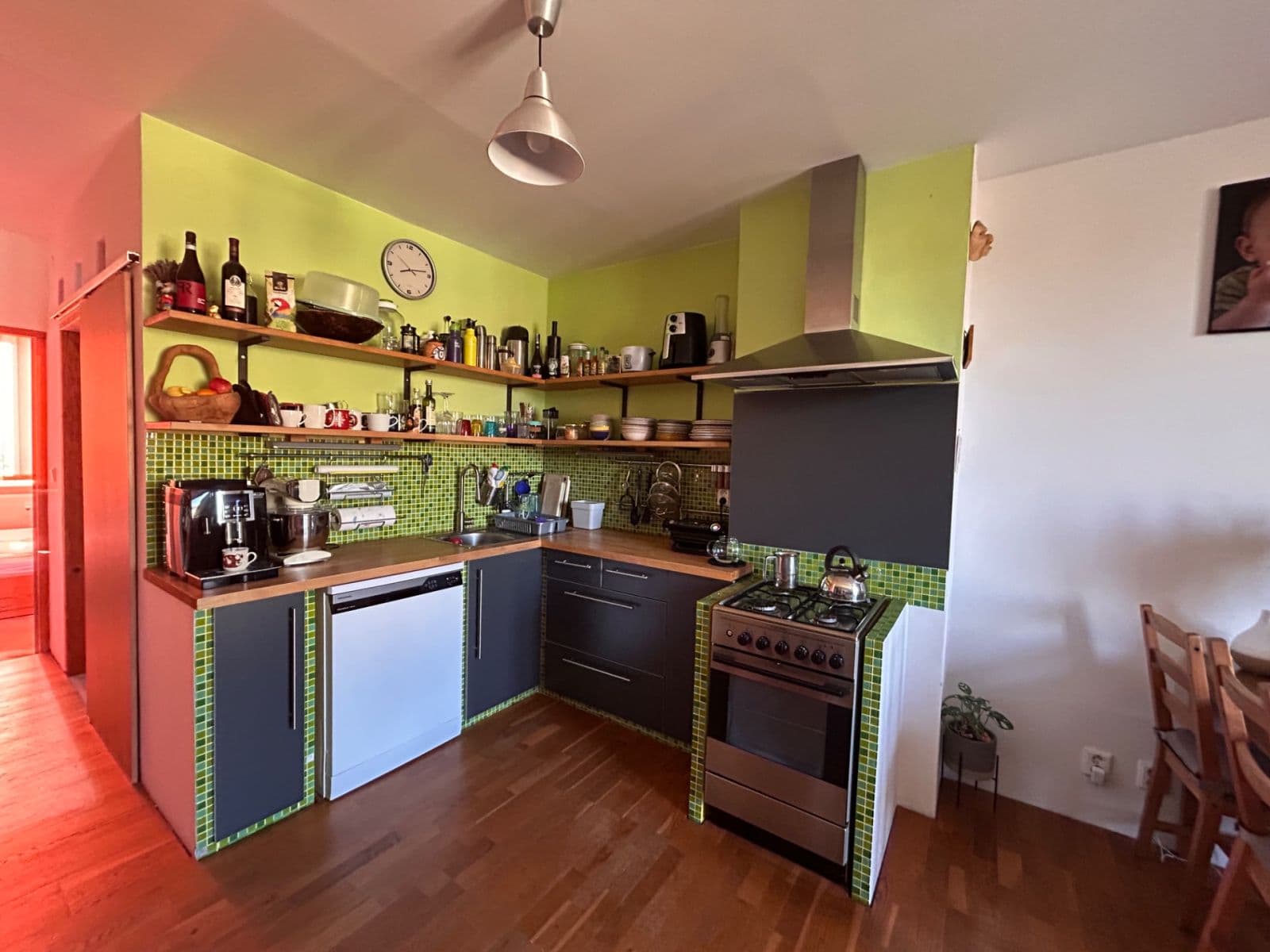 Prenájom bytu 3-izbový 60 m², Partyzánská, Chomutov, Ústecký kraj Prenájom bytu 3-izbový 60 m², Partyzánská, Chomutov, Ústecký kraj