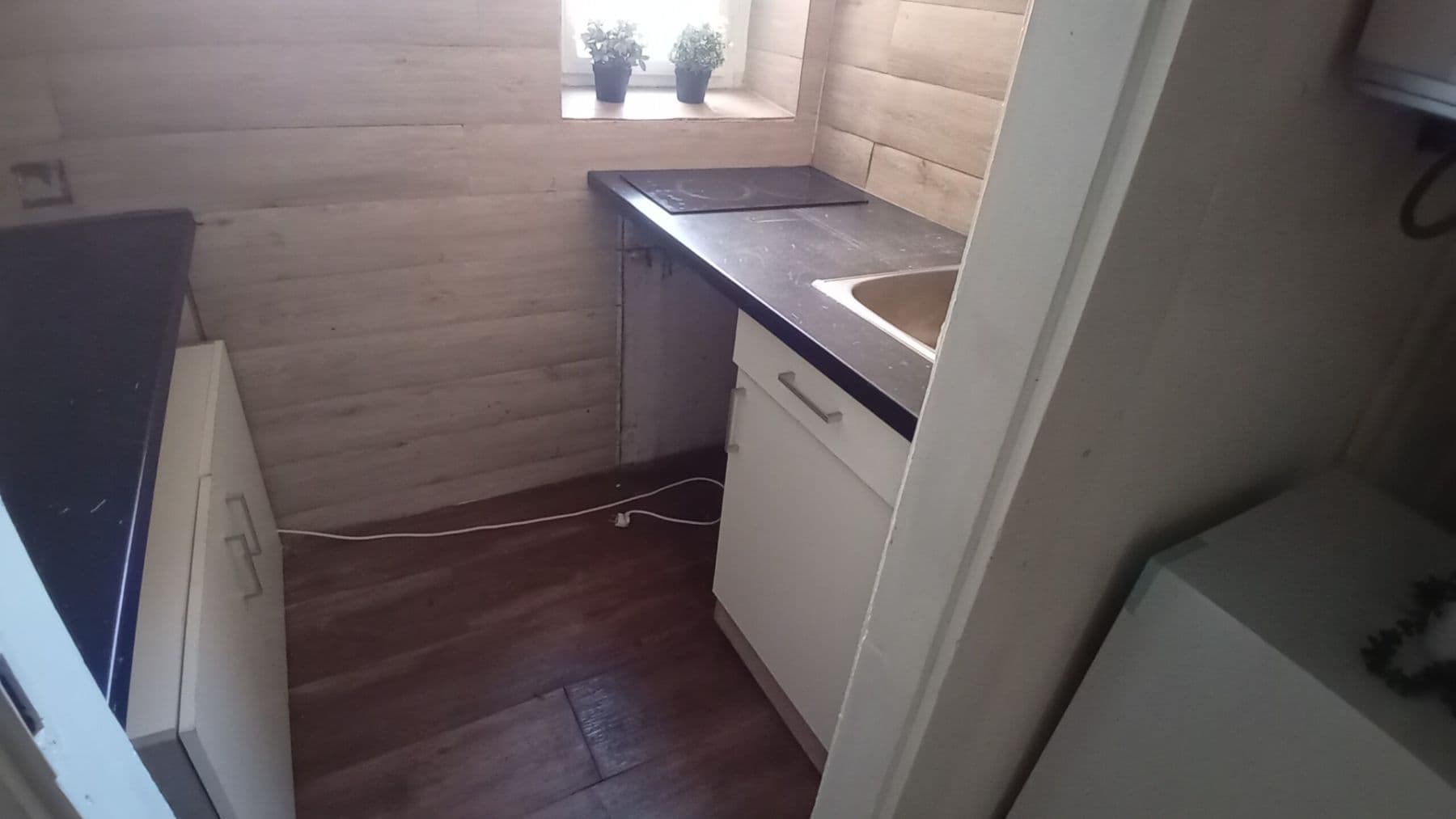 Prenájom nebytového priestoru 26 m², Hartigova, Praha, Praha Prenájom nebytového priestoru 26 m², Hartigova, Praha, Praha