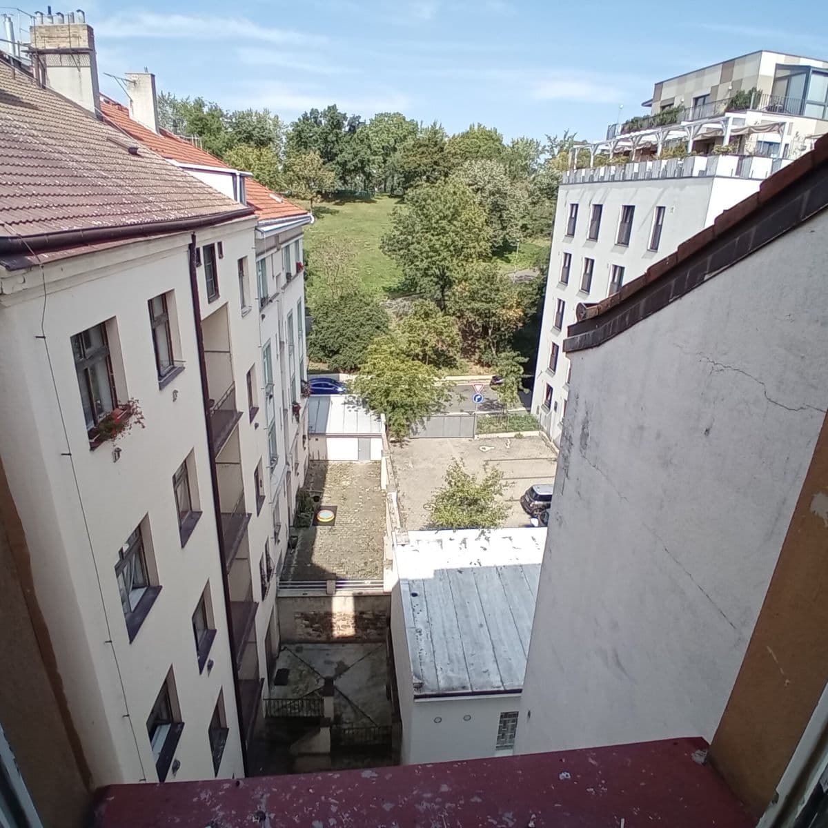 Prenájom nebytového priestoru 26 m², Hartigova, Praha, Praha Prenájom nebytového priestoru 26 m², Hartigova, Praha, Praha