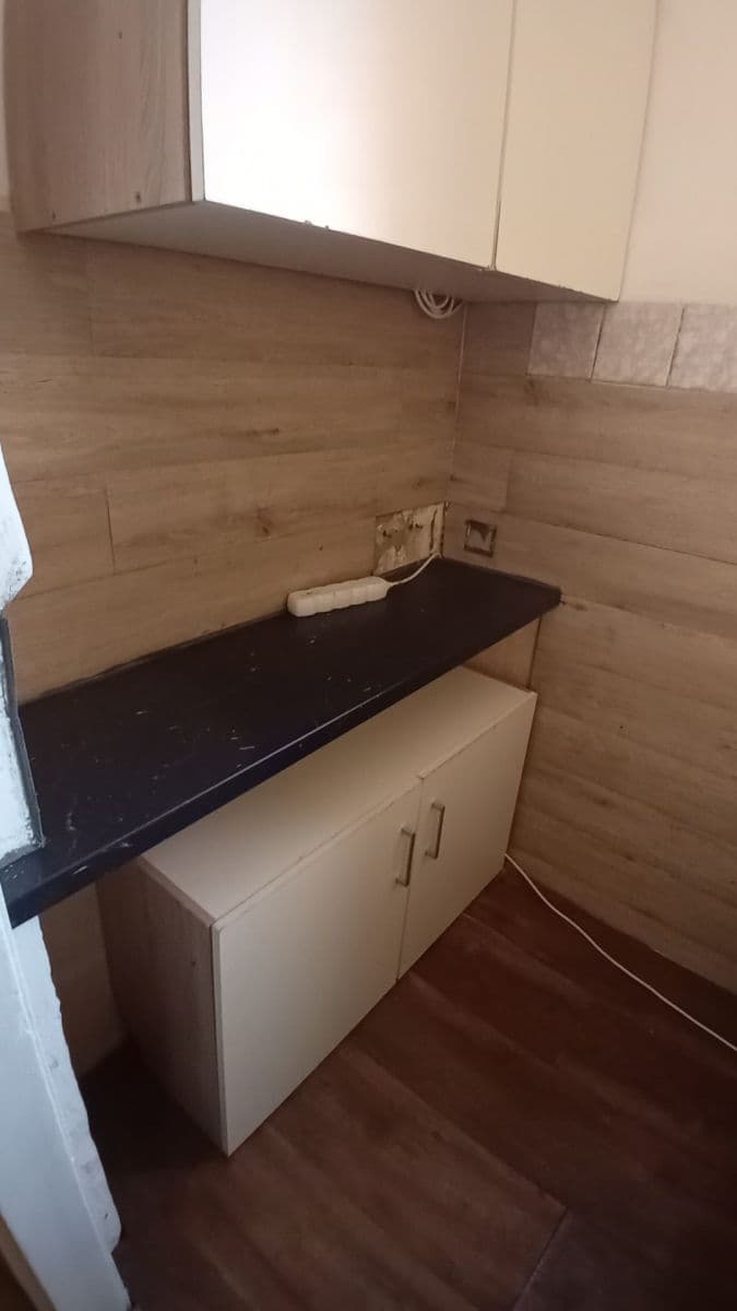 Prenájom nebytového priestoru 26 m², Hartigova, Praha, Praha Prenájom nebytového priestoru 26 m², Hartigova, Praha, Praha