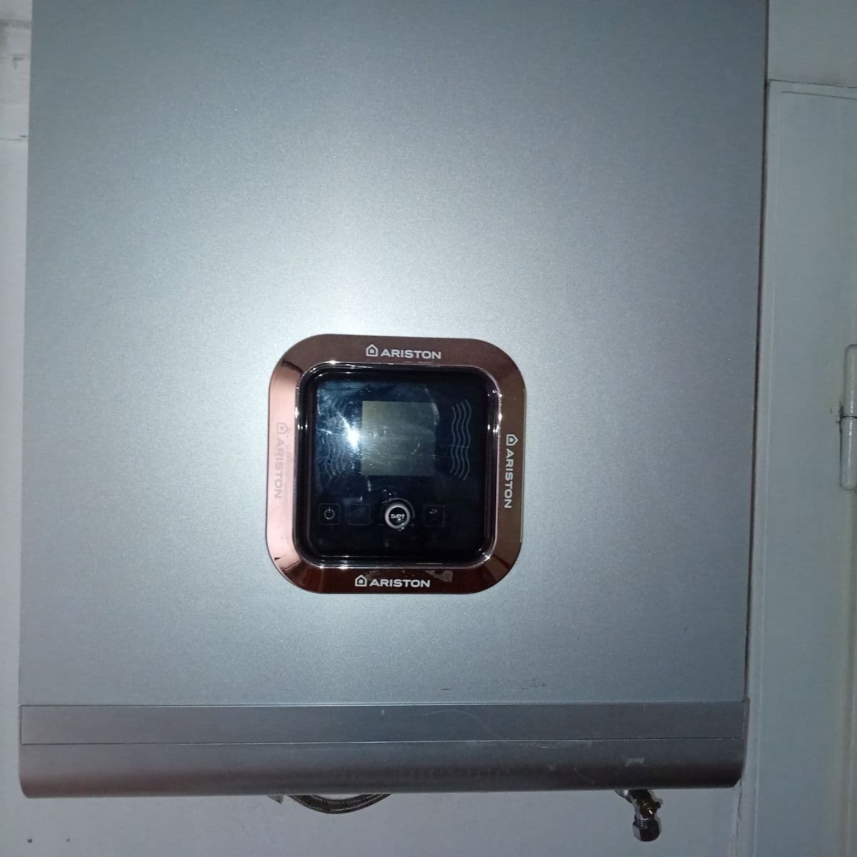 Prenájom nebytového priestoru 26 m², Hartigova, Praha, Praha Prenájom nebytového priestoru 26 m², Hartigova, Praha, Praha