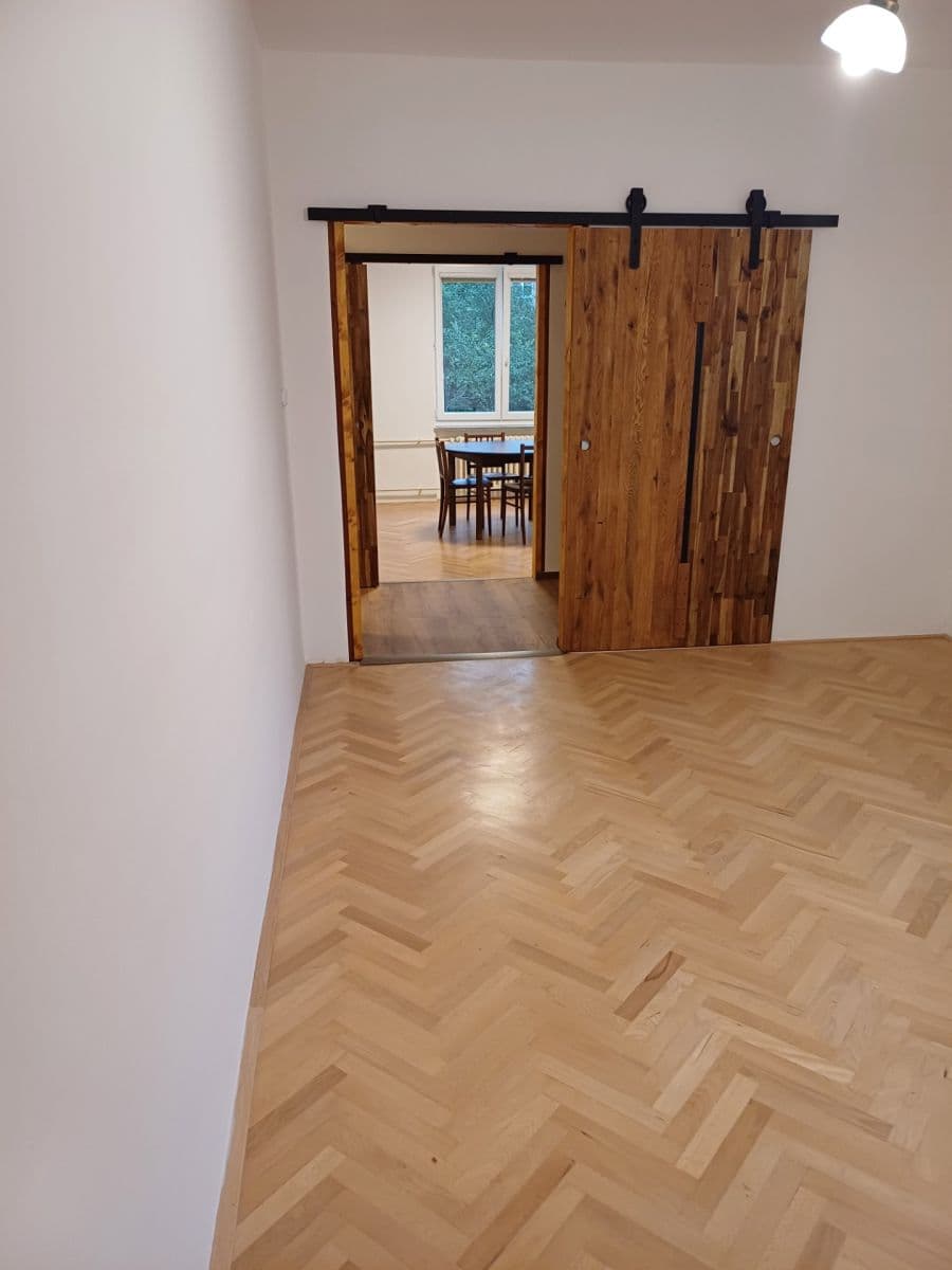 Prenájom bytu 2-izbový 54 m², Zborovská, Brno, Jihomoravský kraj Prenájom bytu 2-izbový 54 m², Zborovská, Brno, Jihomoravský kraj