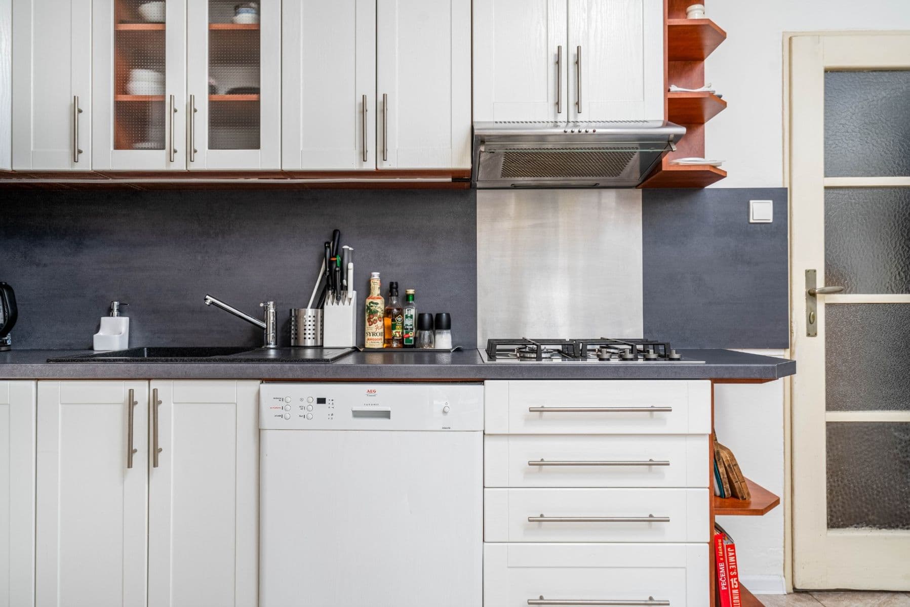 Prenájom bytu 15 m², Jiřinková, Praha, Praha Prenájom bytu 15 m², Jiřinková, Praha, Praha