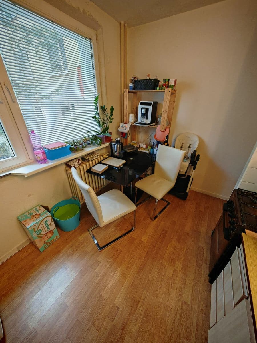 Predaj bytu 3-izbový 65 m², Karola Adlera, Dúbravka, Bratislavský kraj Predaj bytu 3-izbový 65 m², Karola Adlera, Dúbravka, Bratislavský kraj