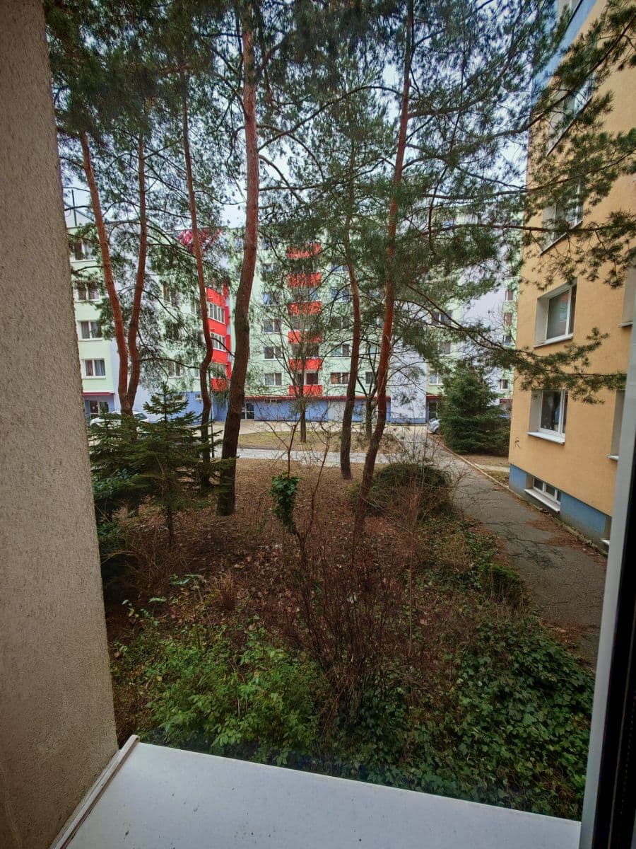 Predaj bytu 3-izbový 65 m², Karola Adlera, Dúbravka, Bratislavský kraj Predaj bytu 3-izbový 65 m², Karola Adlera, Dúbravka, Bratislavský kraj