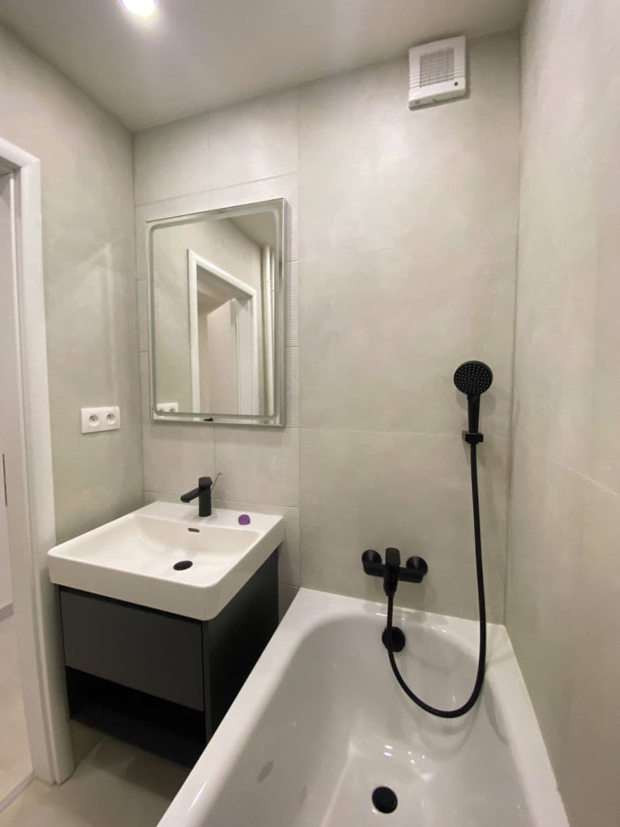 Prenájom bytu 2-izbový 52 m², Osiková, Praha, Praha Prenájom bytu 2-izbový 52 m², Osiková, Praha, Praha