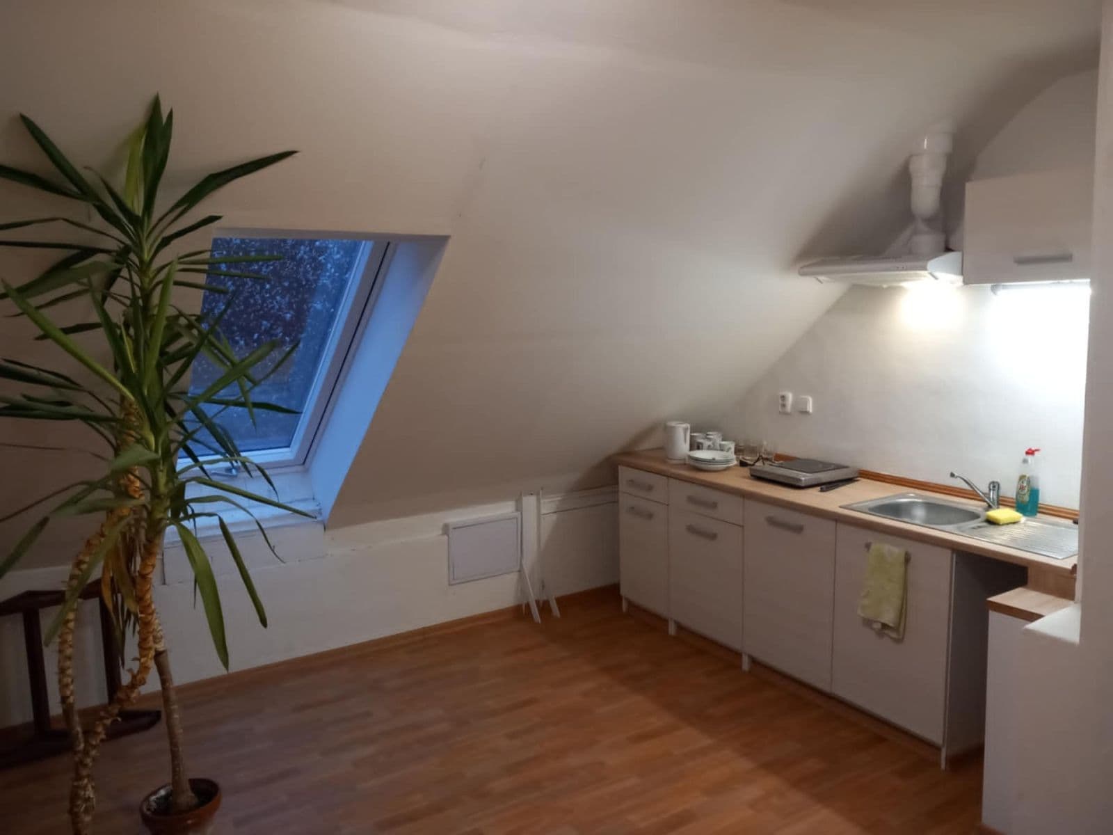 Prenájom bytu 65 m², Zahradnická, Litoměřice, Ústecký kraj Prenájom bytu 65 m², Zahradnická, Litoměřice, Ústecký kraj