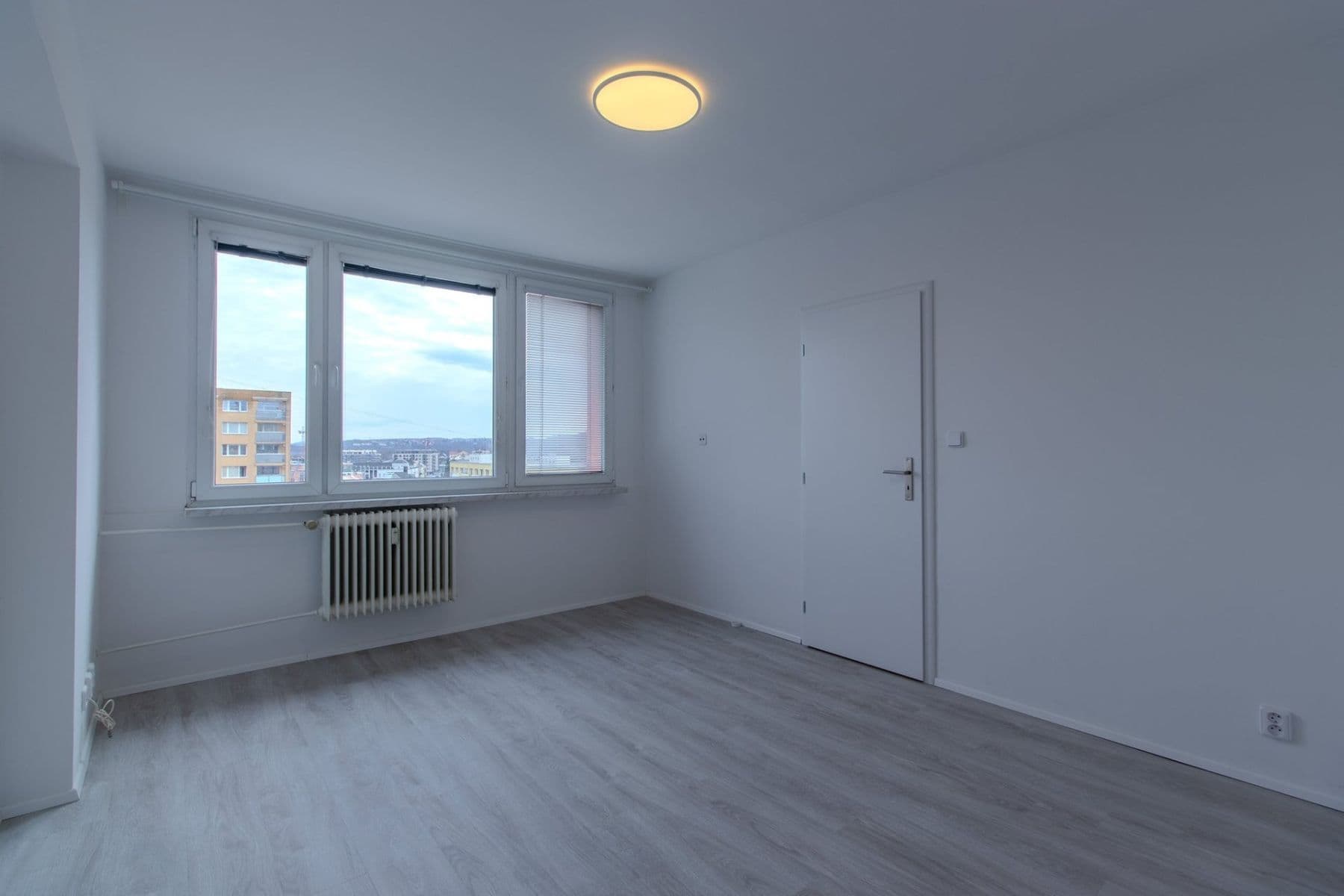 Prenájom bytu 1-izbový 32 m², sídl. Hůrka, Kralupy nad Vltavou, Středočeský kraj Prenájom bytu 1-izbový 32 m², sídl. Hůrka, Kralupy nad Vltavou, Středočeský kraj