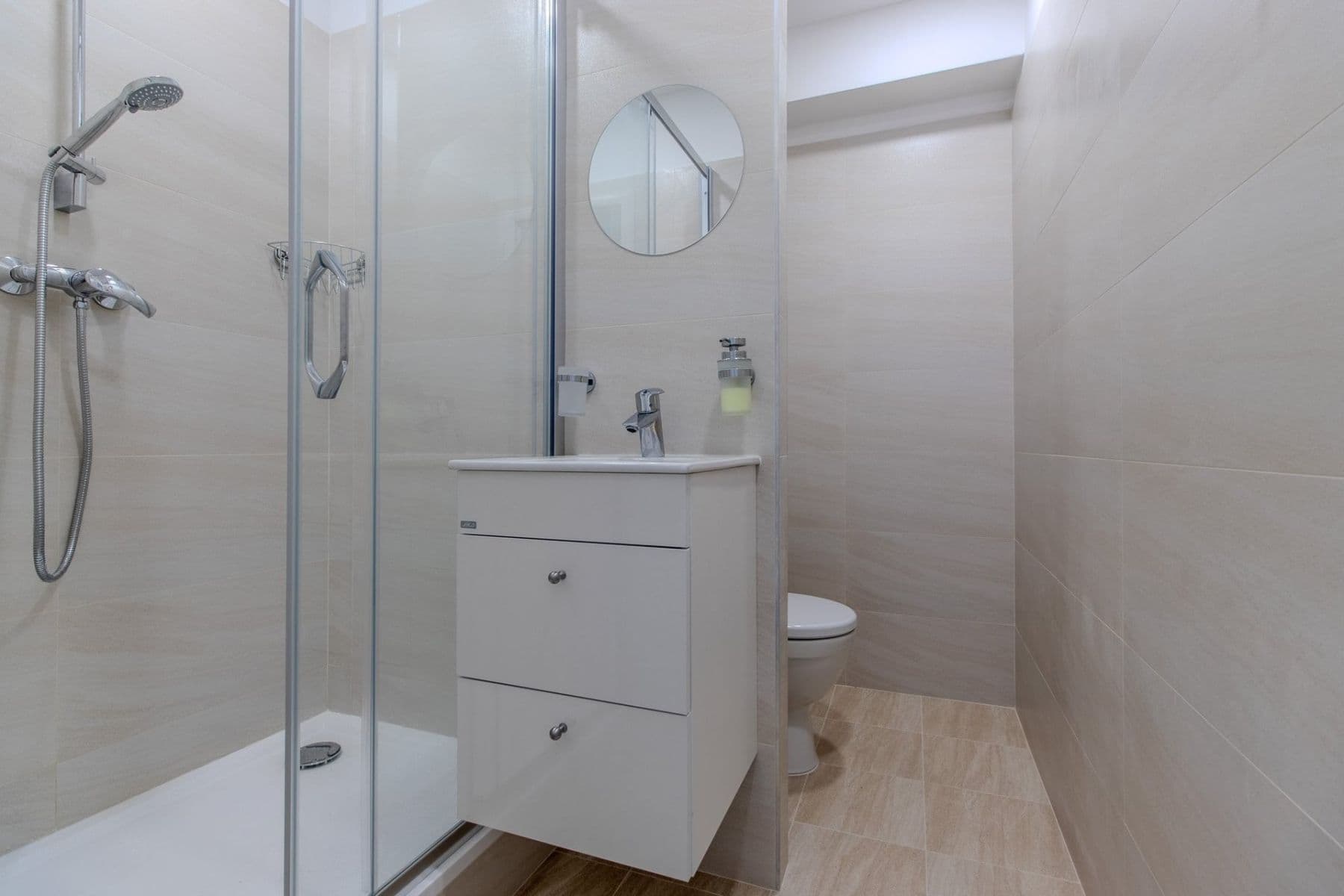 Prenájom bytu 1-izbový 32 m², sídl. Hůrka, Kralupy nad Vltavou, Středočeský kraj Prenájom bytu 1-izbový 32 m², sídl. Hůrka, Kralupy nad Vltavou, Středočeský kraj