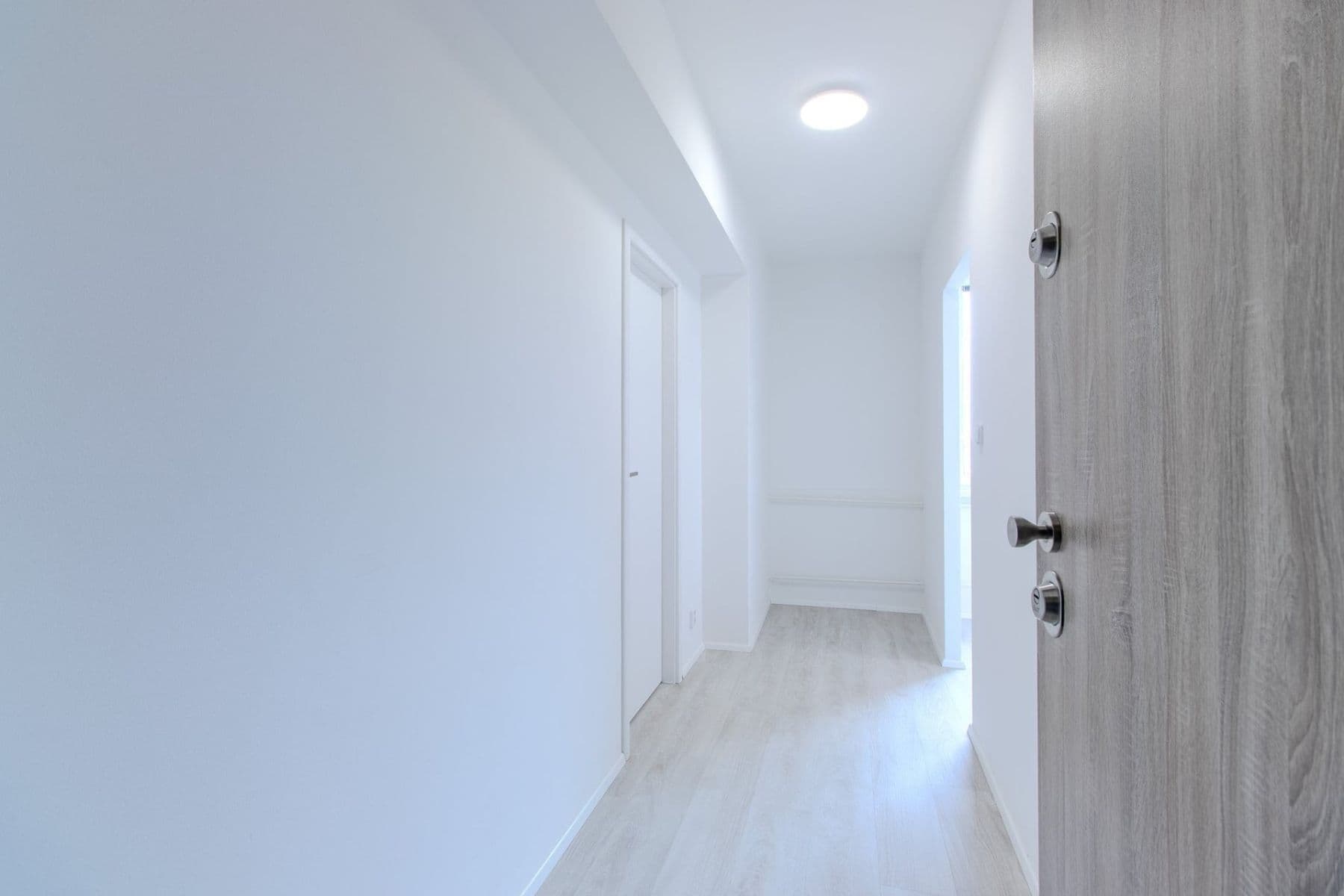 Prenájom bytu 1-izbový 32 m², sídl. Hůrka, Kralupy nad Vltavou, Středočeský kraj Prenájom bytu 1-izbový 32 m², sídl. Hůrka, Kralupy nad Vltavou, Středočeský kraj