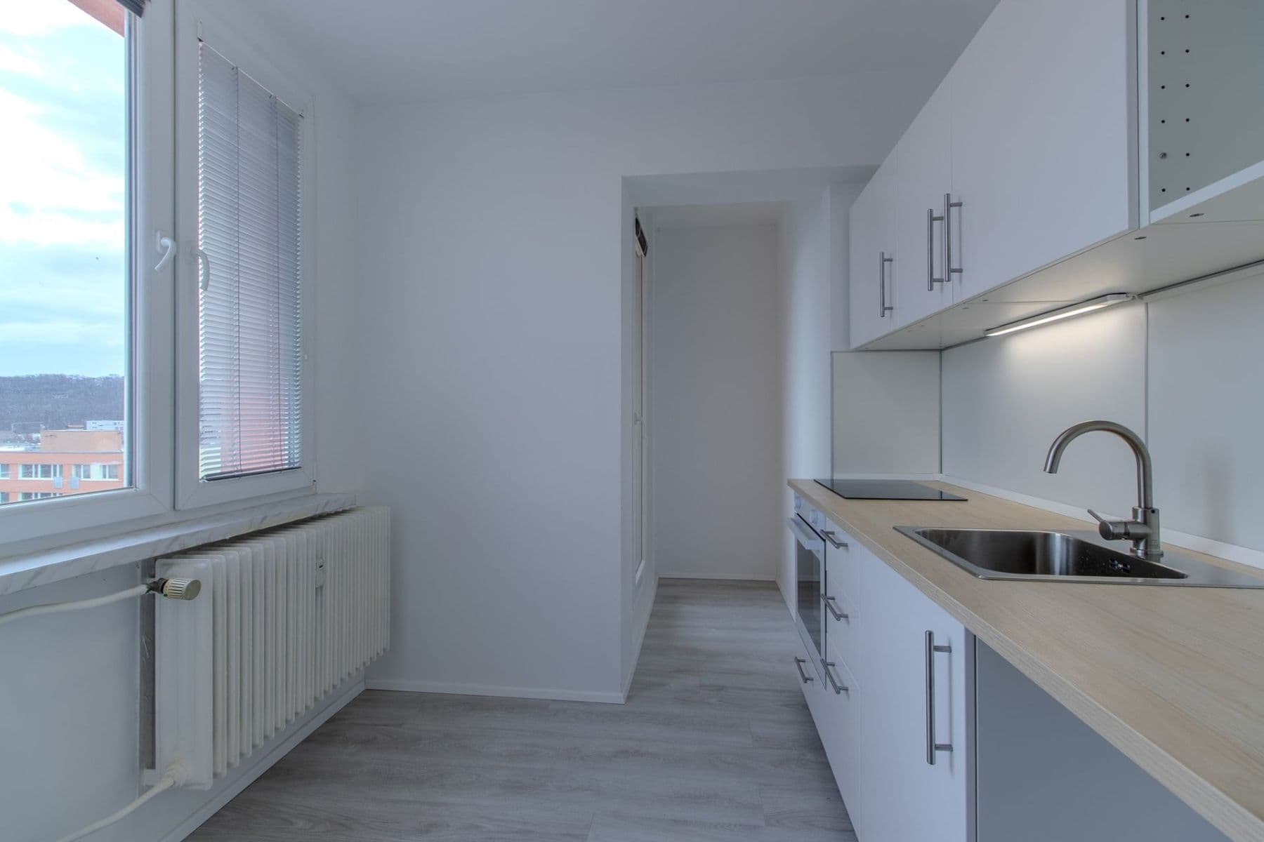 Prenájom bytu 1-izbový 32 m², sídl. Hůrka, Kralupy nad Vltavou, Středočeský kraj Prenájom bytu 1-izbový 32 m², sídl. Hůrka, Kralupy nad Vltavou, Středočeský kraj