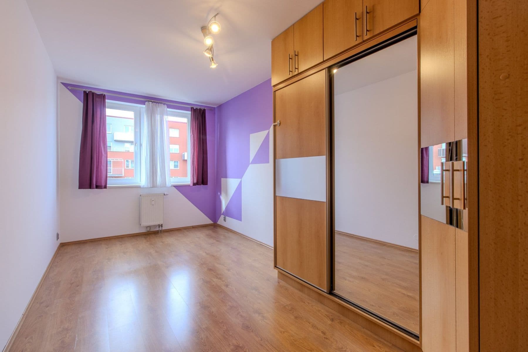 Prenájom bytu 2-izbový 52 m², U Kasáren, Mladá Boleslav, Středočeský kraj Prenájom bytu 2-izbový 52 m², U Kasáren, Mladá Boleslav, Středočeský kraj