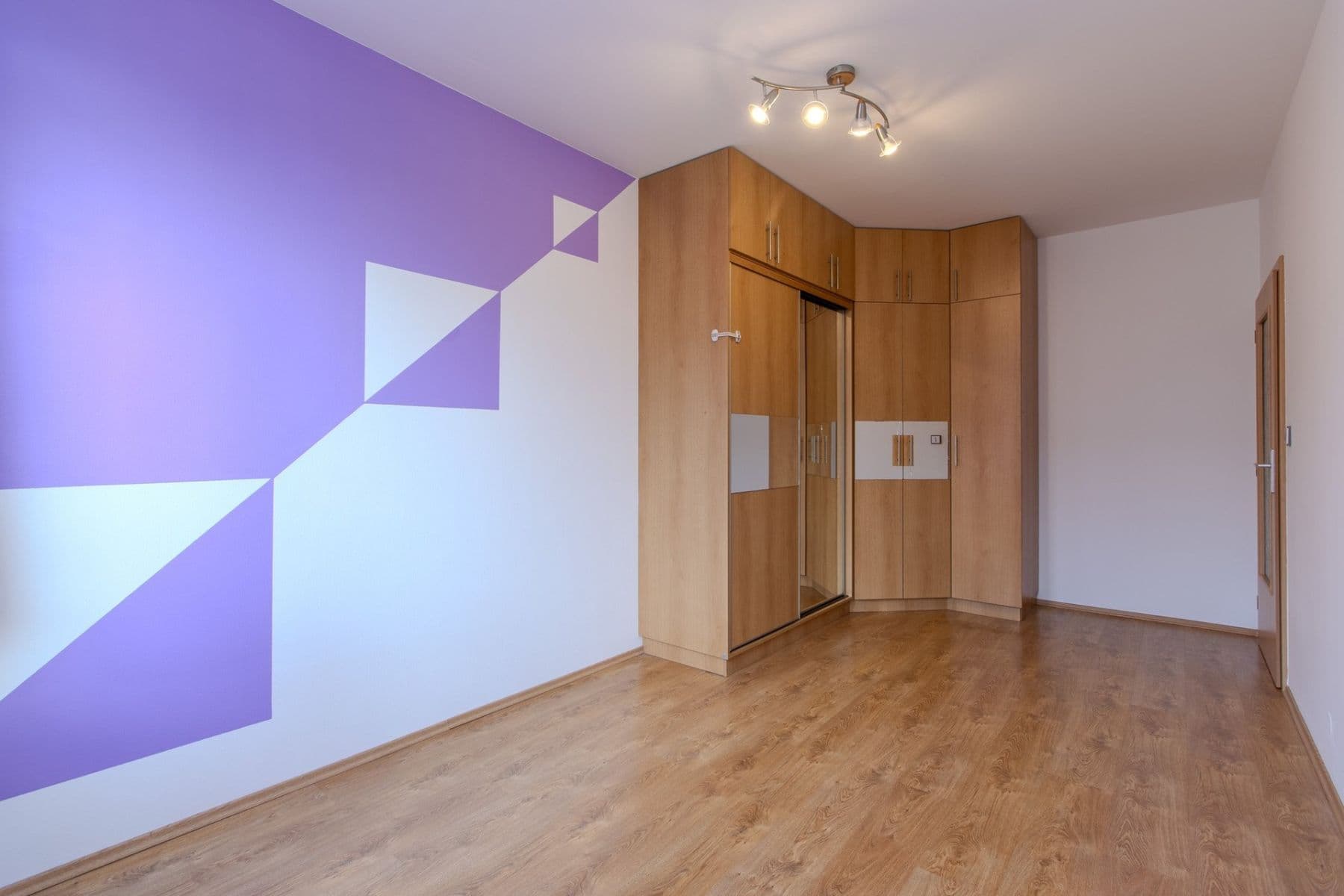 Prenájom bytu 2-izbový 52 m², U Kasáren, Mladá Boleslav, Středočeský kraj Prenájom bytu 2-izbový 52 m², U Kasáren, Mladá Boleslav, Středočeský kraj