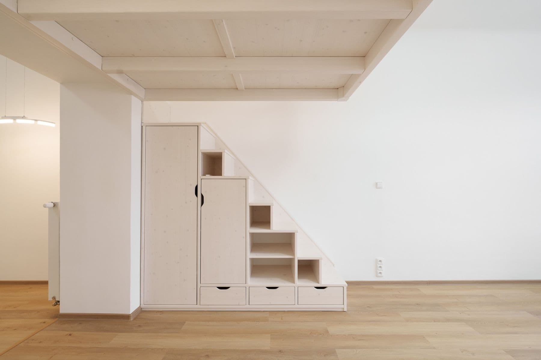 Prenájom bytu 1-izbový 41 m², Keplerova, Praha, Praha Prenájom bytu 1-izbový 41 m², Keplerova, Praha, Praha