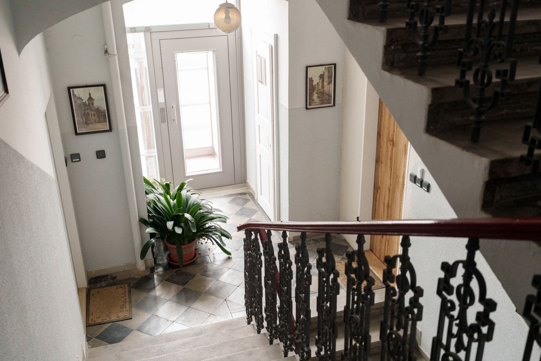 Prenájom bytu 1-izbový 41 m², Keplerova, Praha, Praha Prenájom bytu 1-izbový 41 m², Keplerova, Praha, Praha